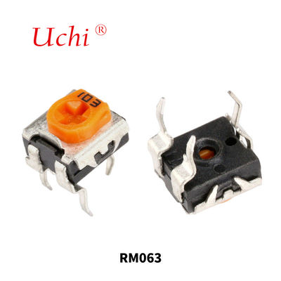 RM063 노란색 단일 회전 탄소 필름 트림머 포텐티오미터 1m 조정 가능한 저항